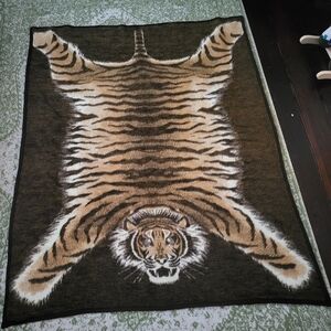 Vintage Tiger Print Throw Blanket